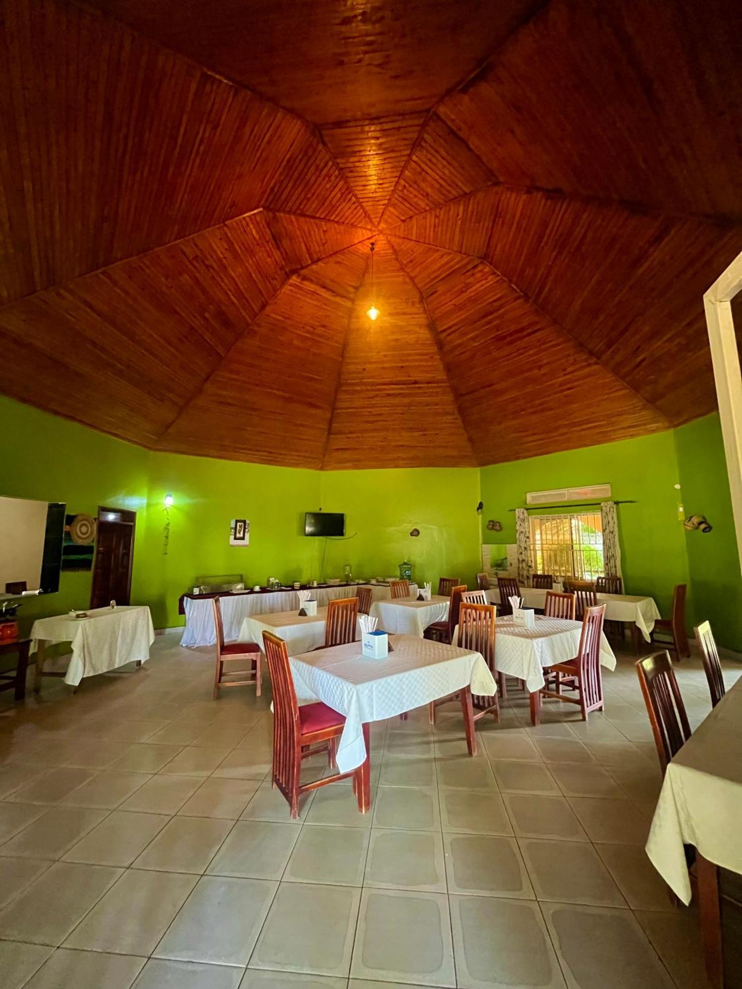 Lavic Country Resort Adjumani Zewnętrze zdjęcie